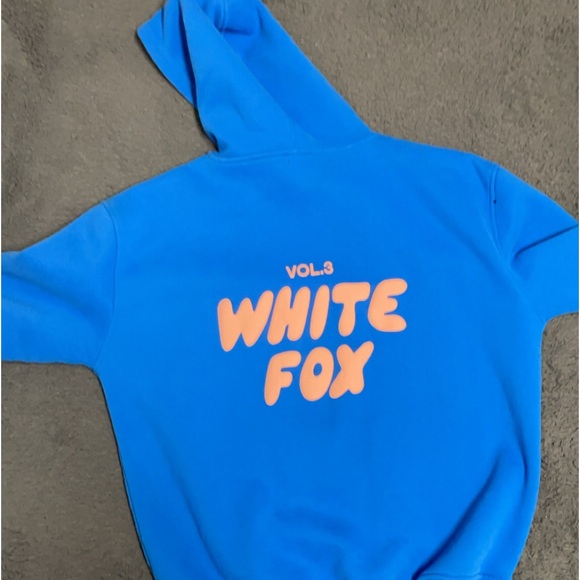 White Fox Boutique Other - White fox Offstage Hoodie Azure